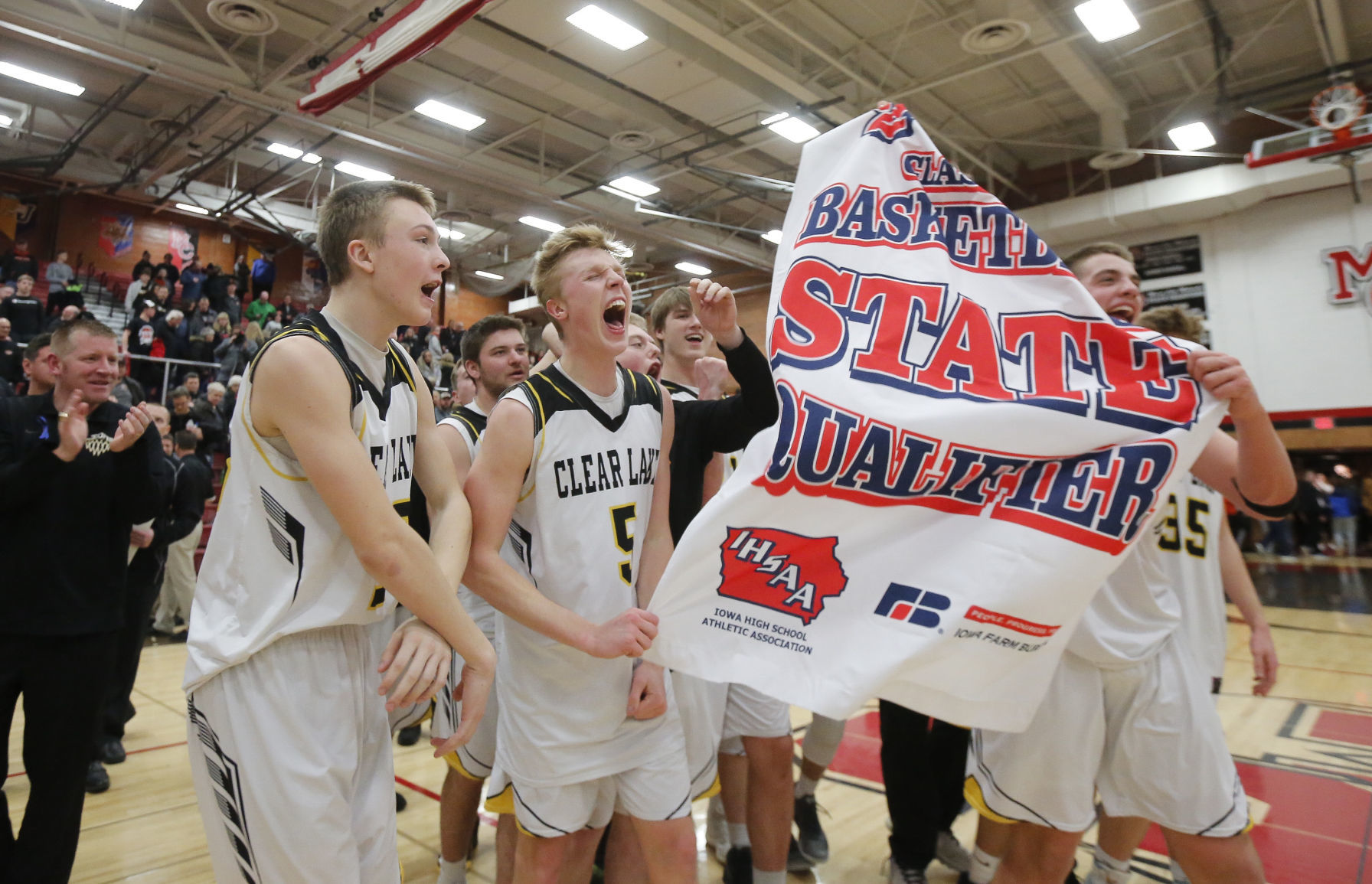 BBball Clear Lake vs. Charles City 1